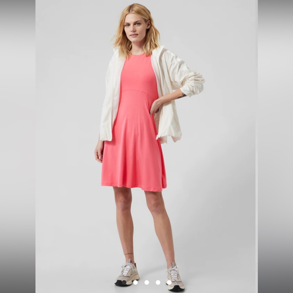 NWT Athleta Santorini Thera Dress. Size Medium.